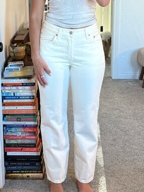 Levi's White Straight Leg Women's Jeans